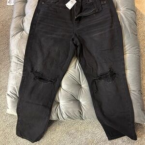 American Eagle Outfitters Black Mom Jeans